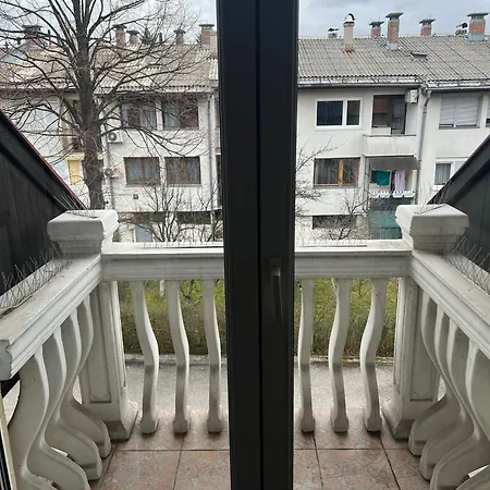 Apartment Sky